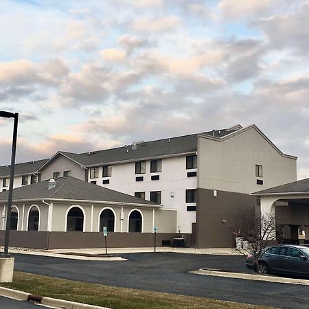 Best Western Oswego Hotel Bagian luar foto