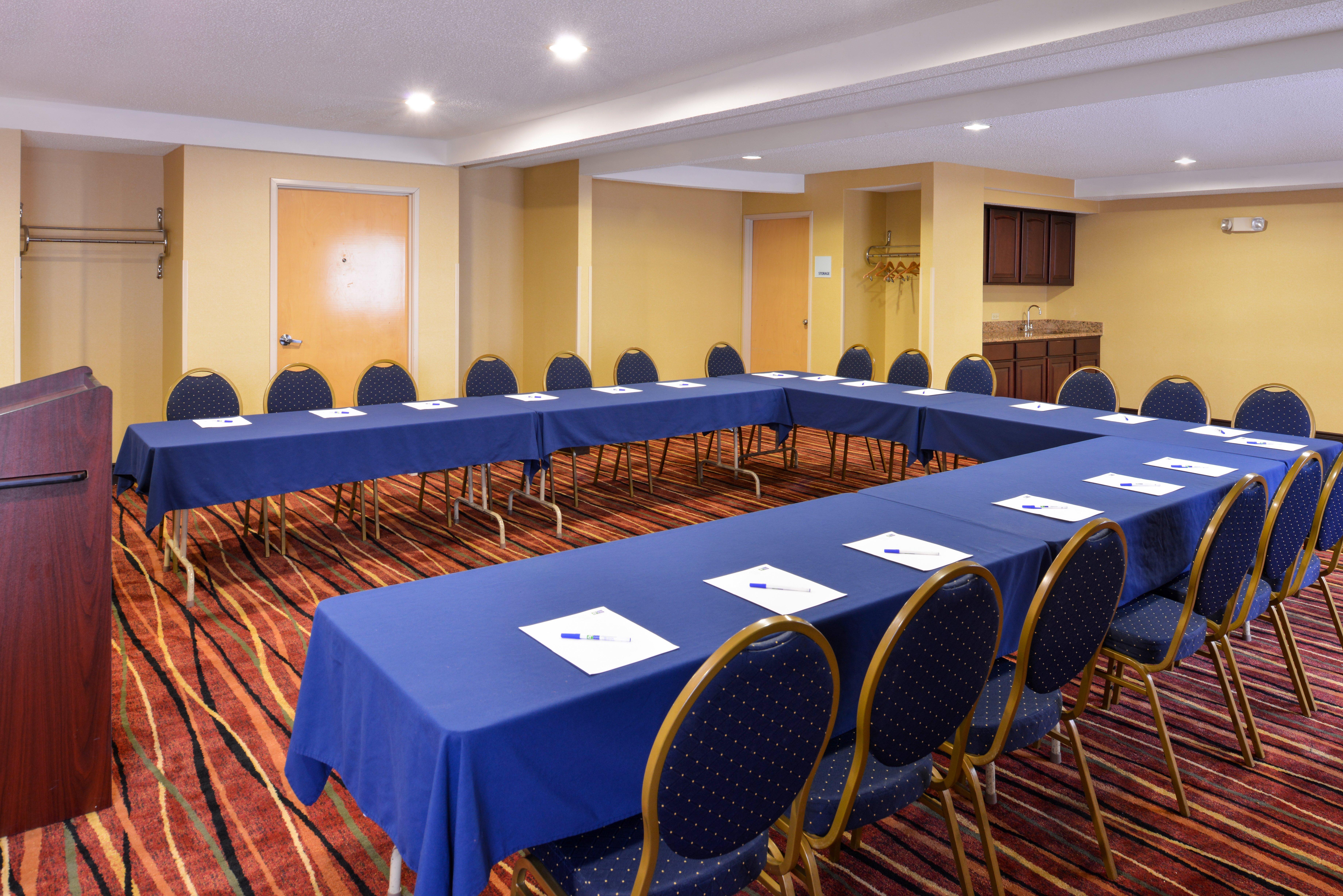 Best Western Oswego Hotel Bagian luar foto